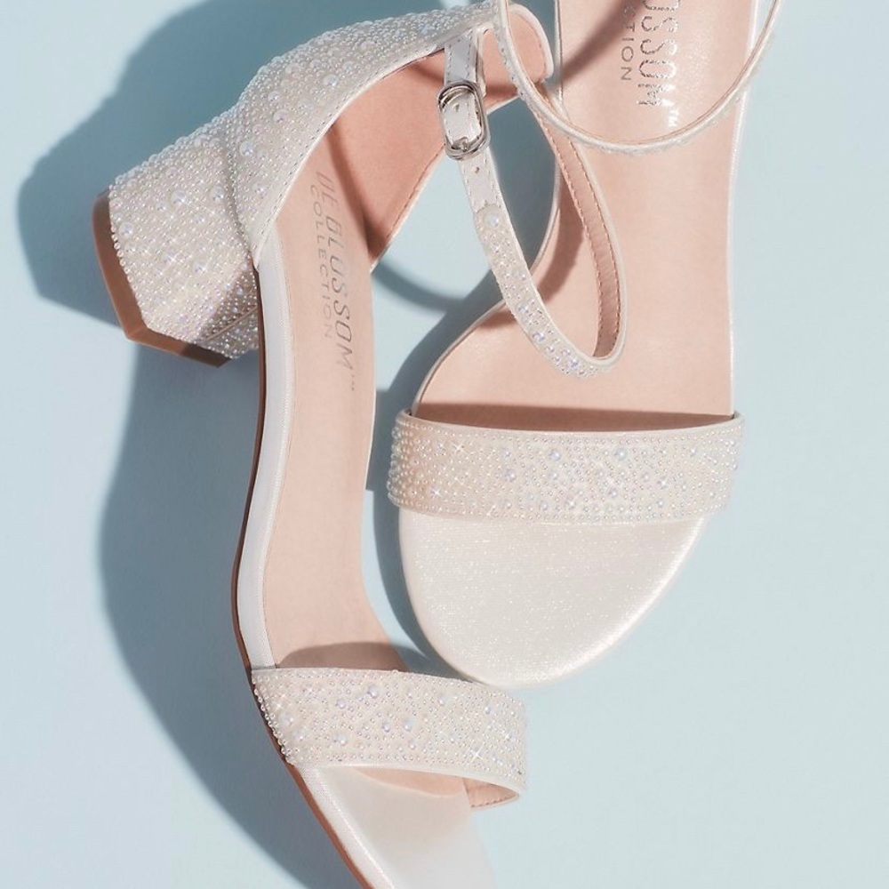 IRIDESCENT PEARL LOW BLOCK HEEL SANDALS